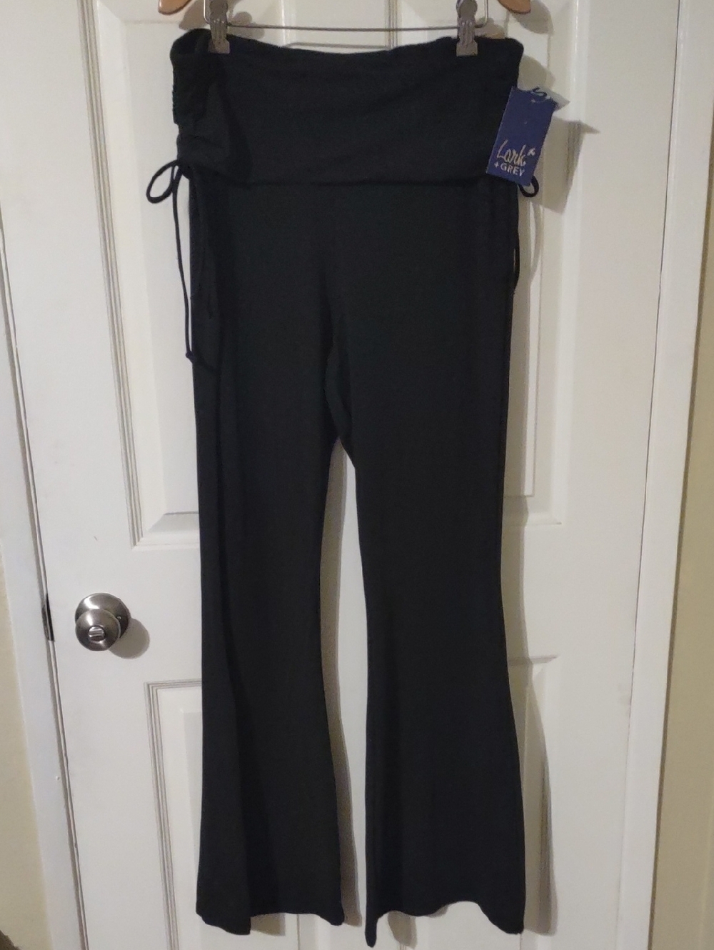 Lark + Grey Women's Black Fold-Over Waist Lounge Pants Size 1XL New